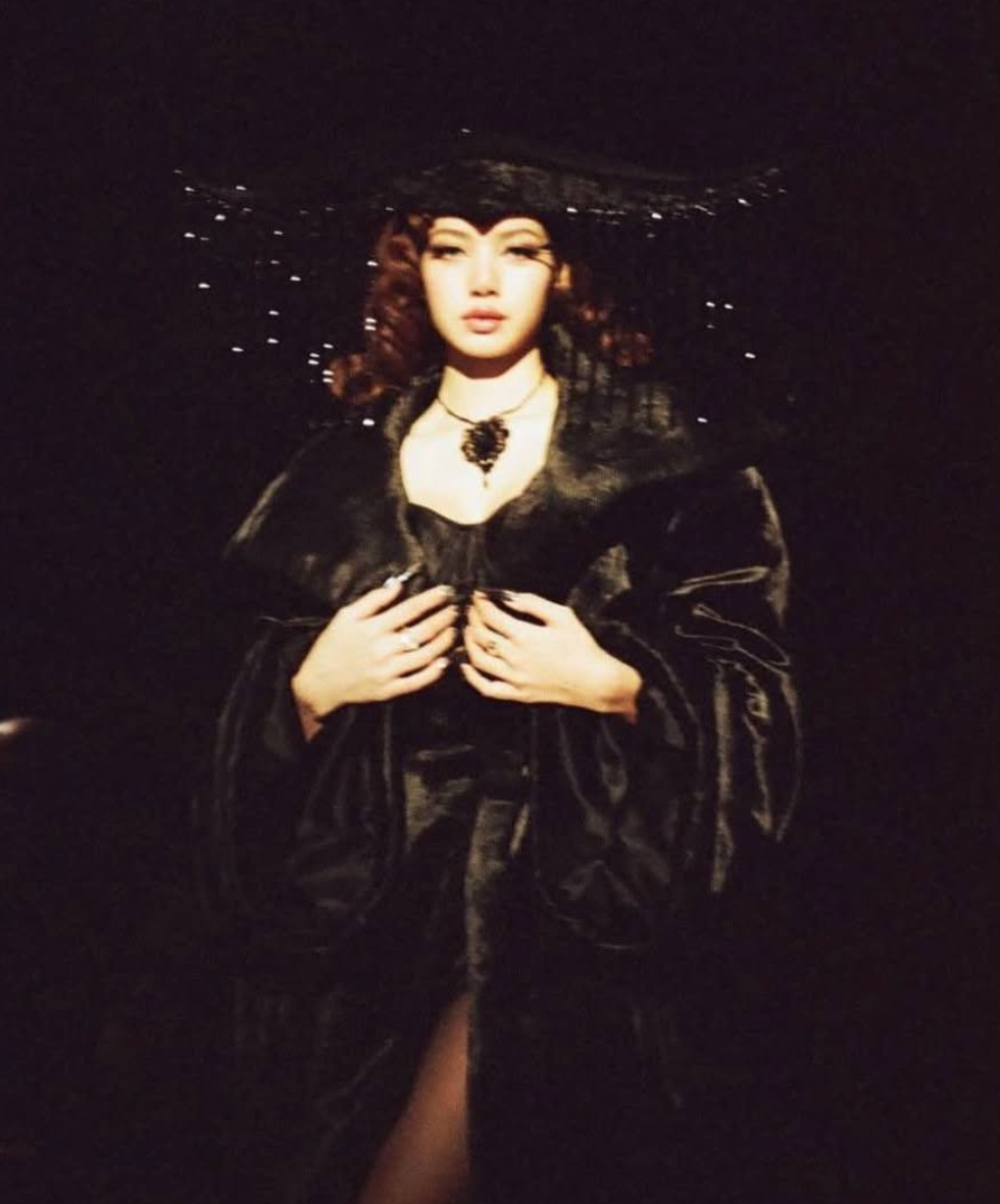 LISA - "BORN" AGAIN MUSIC VIDEO