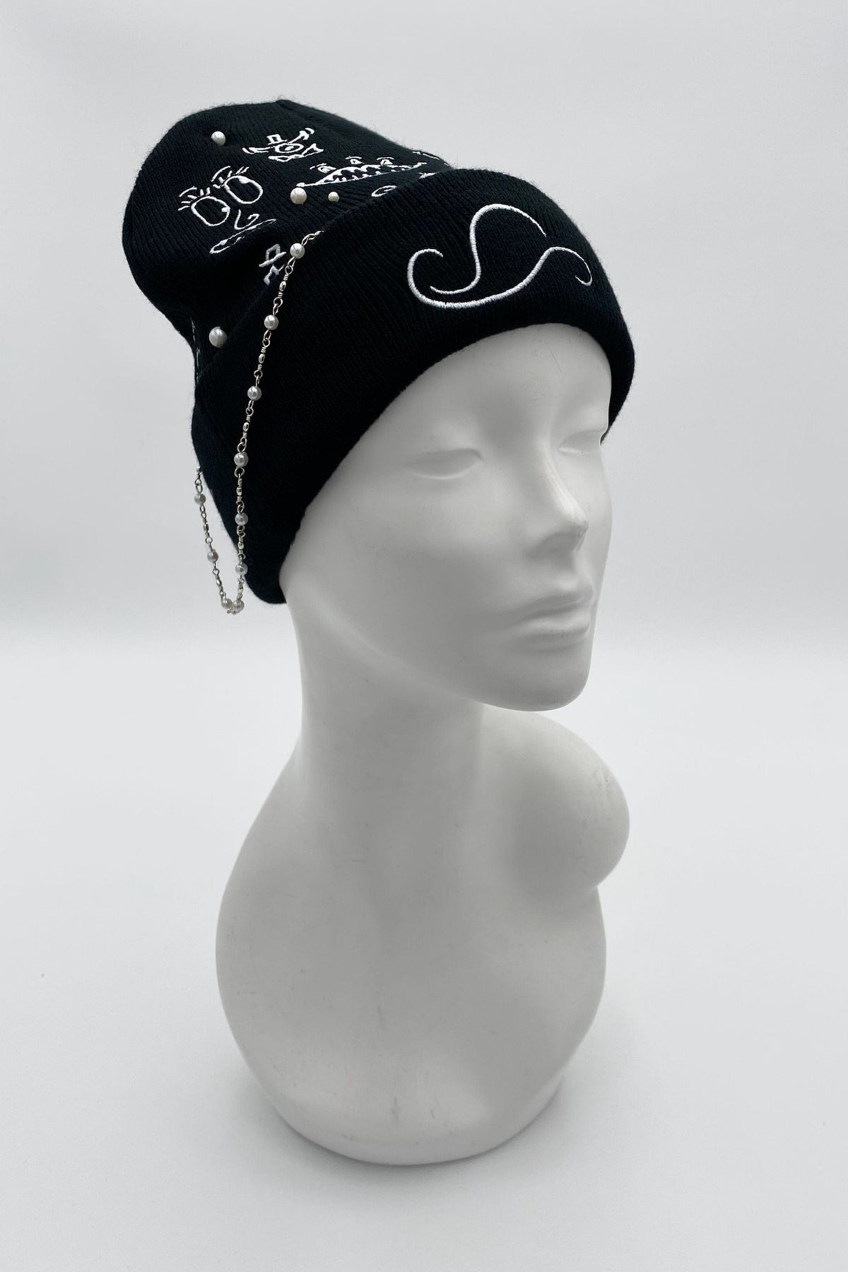 Doodleverse Beanie Black Doodle Beanie in Pearl Jam