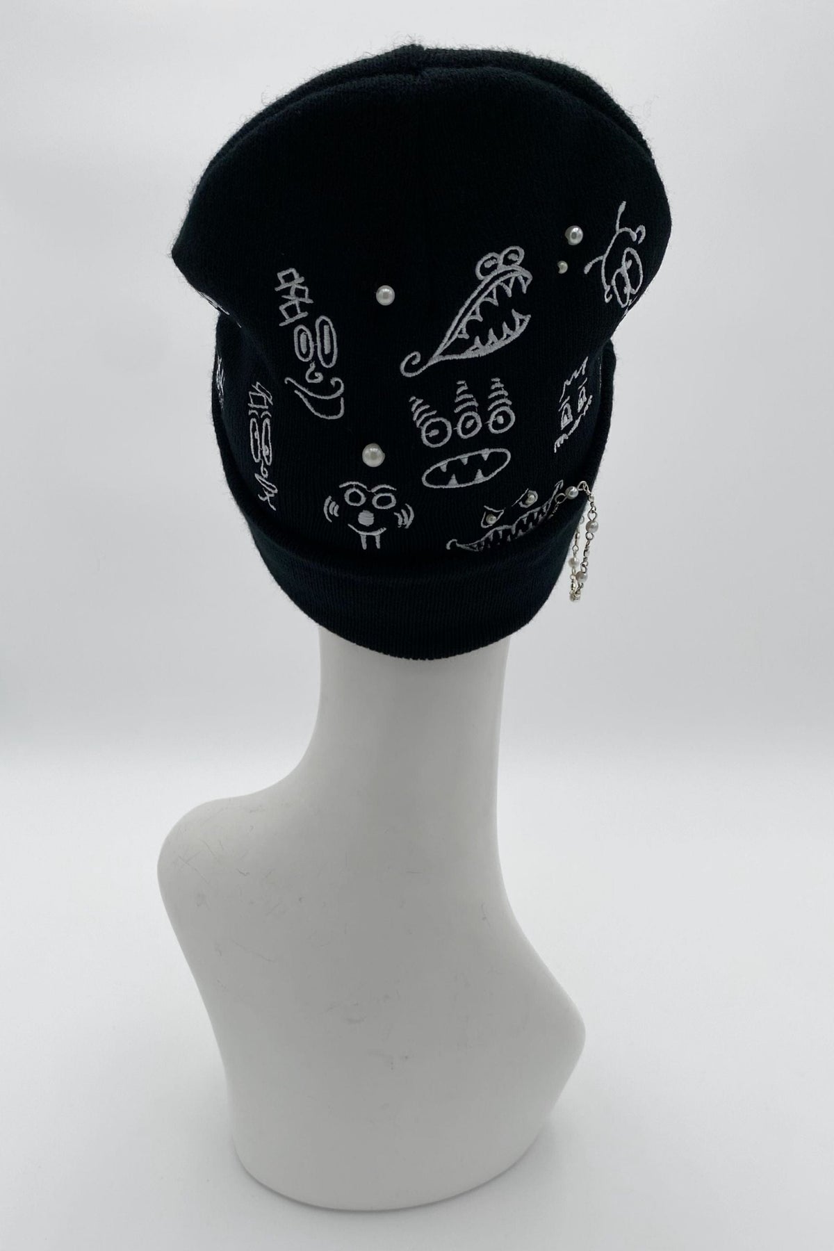 Doodleverse Beanie Black Doodle Beanie in Pearl Jam