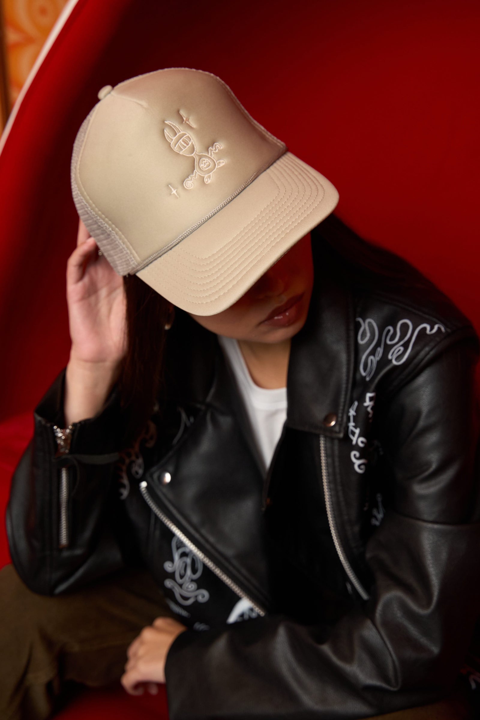 Doodleverse Trucker Hat All-seeing Florg Trucker Hat